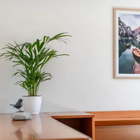 Vardia Apartment *